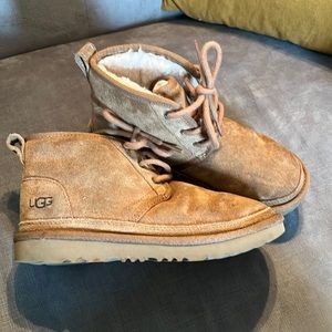 UGG Lace Up Camel Color Low Top Shoes